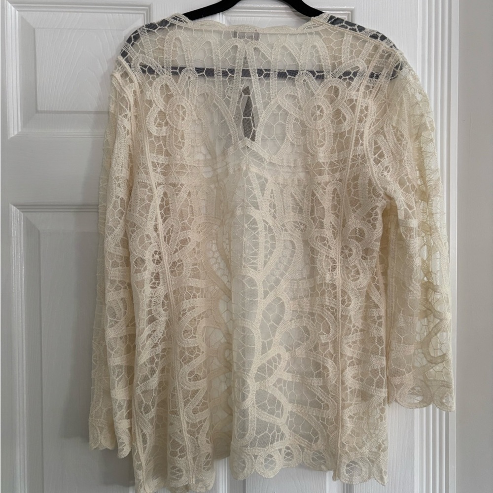 Chico's Cream Lace Cardigan Size 2. NWT - Picture 2 of 4